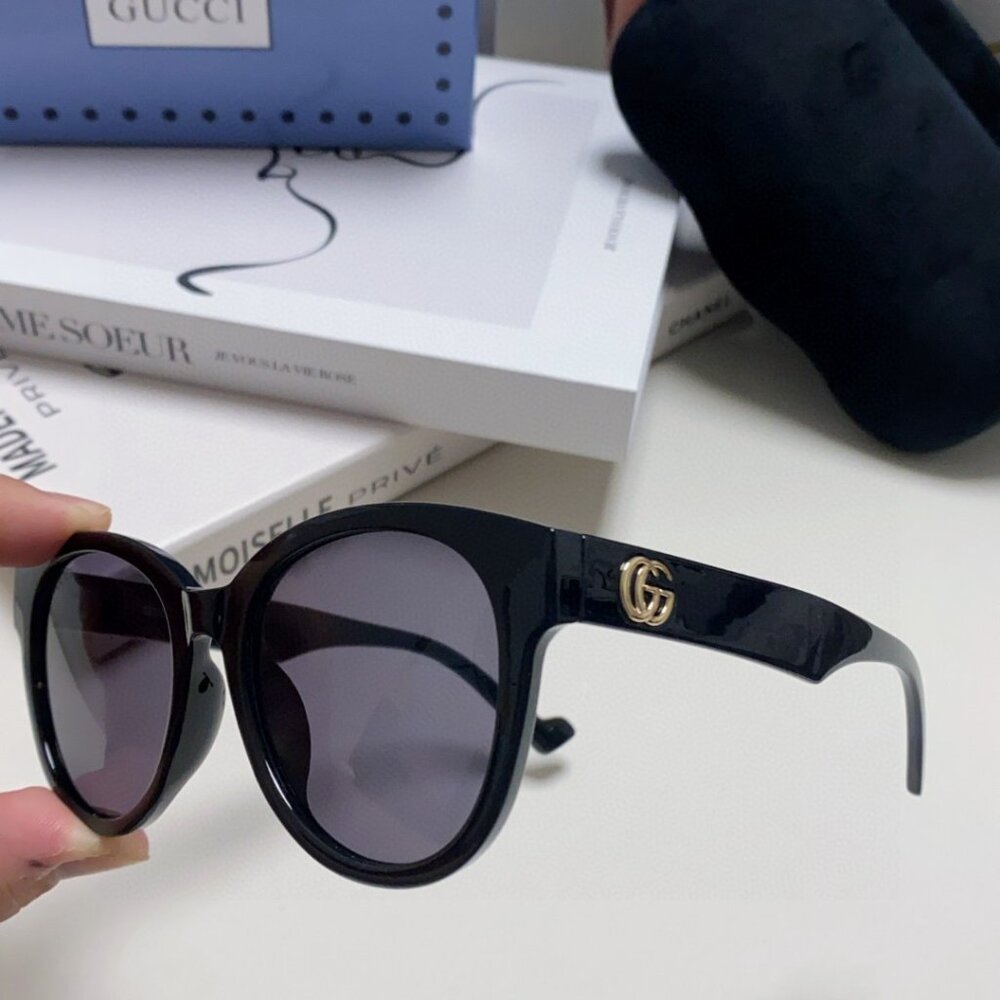 Gucci Women's Sunglasses🌞 - Picture 7 of 8